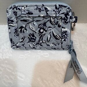 VERA BRADLEY ZIP AROUND PERENNIALS GRAY WALLET
